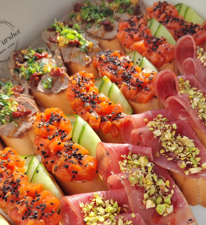 Мини брускетты Трио